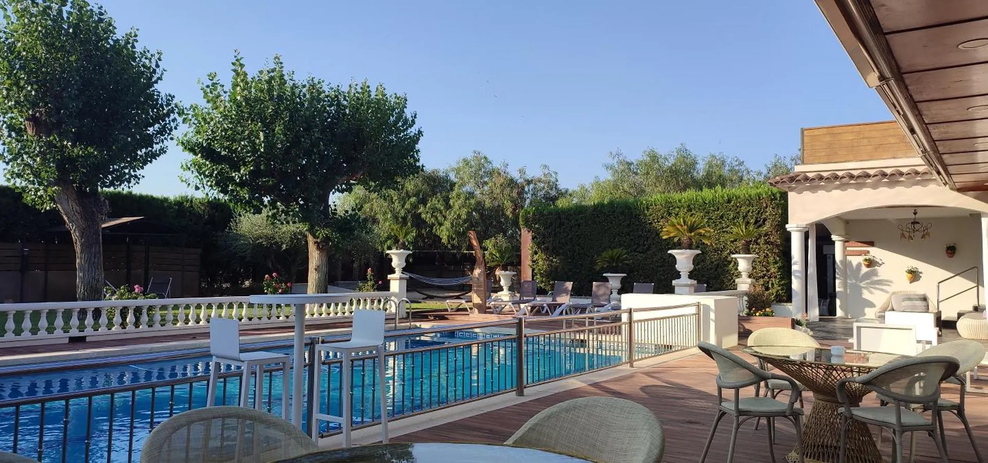 Hotel & Restaurant Figueres Parc Els Hostalets