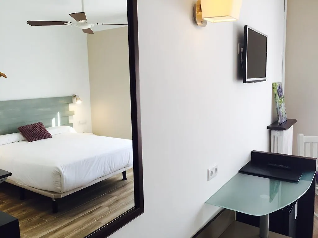 Hotel & Restaurant Figueres Parc Els Hostalets  2*, Els Hostalets (Girona) Spain