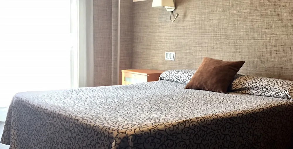 Hotel & Restaurant Figueres Parc Els Hostalets  Spain